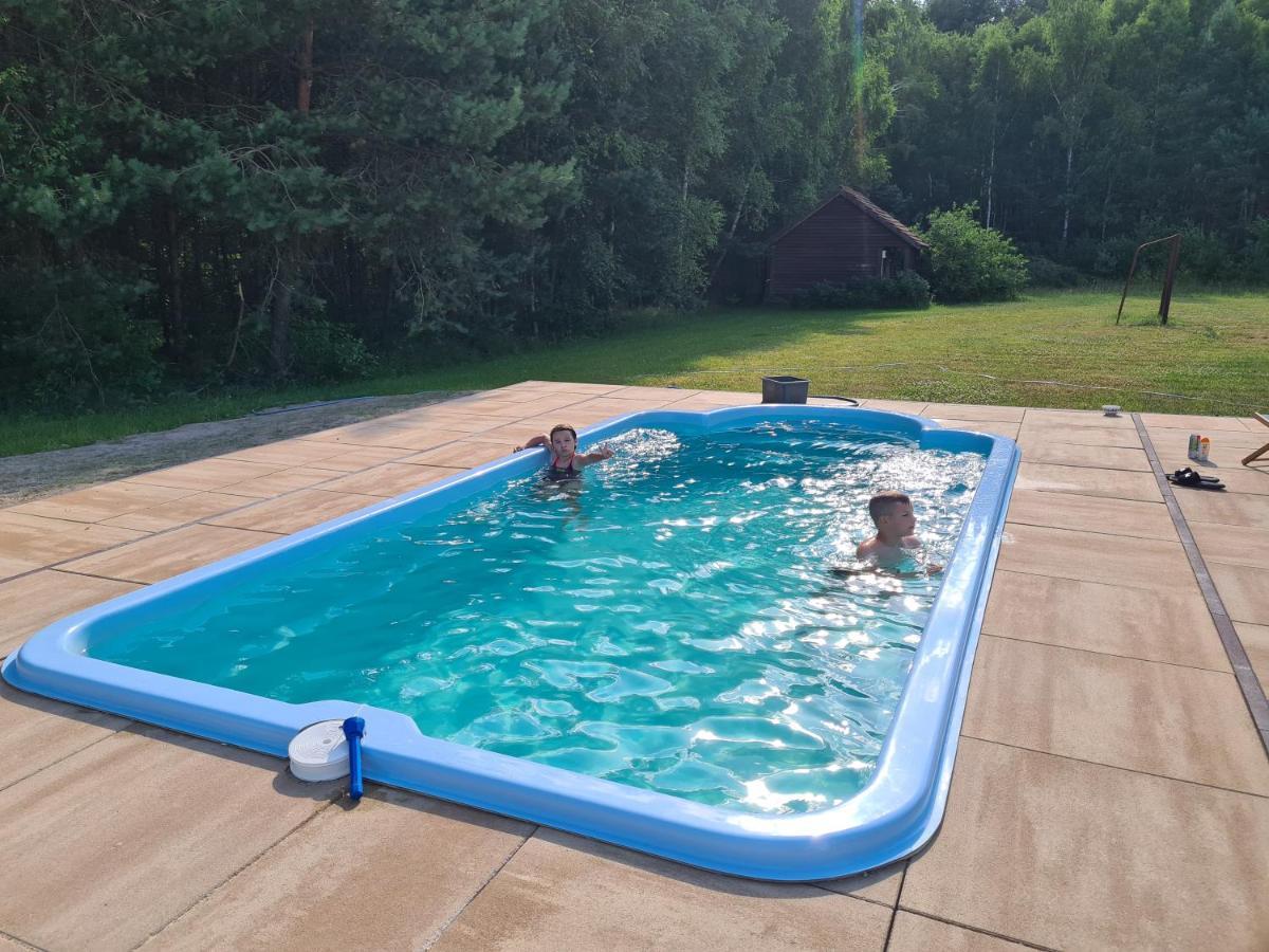 Dworek Ogrodniki, Caloroczny Dom Na Wylacznosc, Basen, Sauna, Las, Staw Rybny, Altana Grillowa, Ognisko, Pianino, Kominek, Piec Chlebowy, Duza Ogrodzona Posesja Tuczna Eksteriør billede